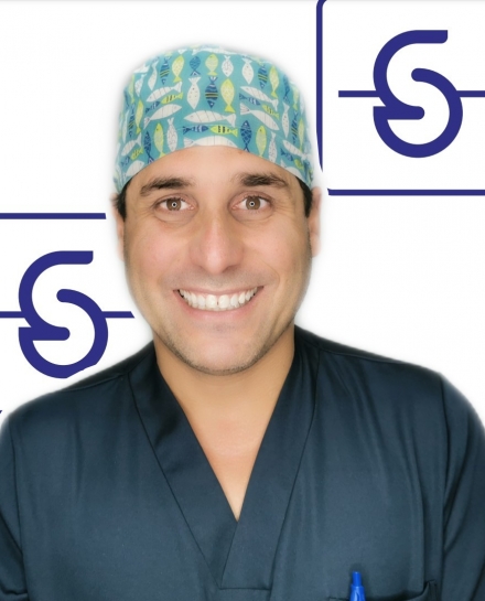Dr Miguel Díaz Romeral - cirujano - implantólogo